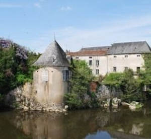 L'Isle Jourdain, France - a place to visit and savour - Dreya's World